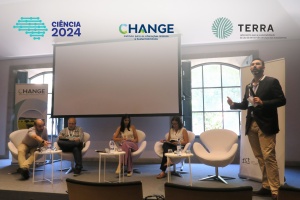 Sessão do Encontro Ciência 2024 organizada pelo CHANGE e pelo TERRA  destaca desafios de acesso aos dados sobre os solos e necessidade de acordo sobre indicadores
